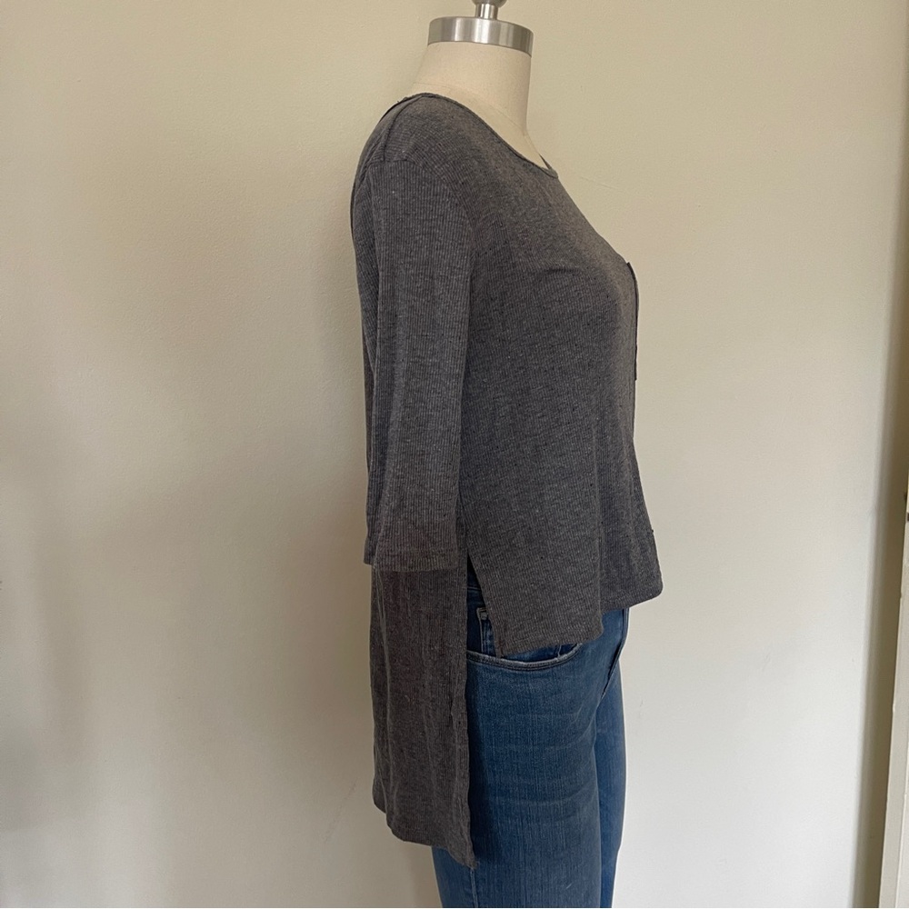 Costa Blanco High Low Ribbed Top - Picture 4 of 4